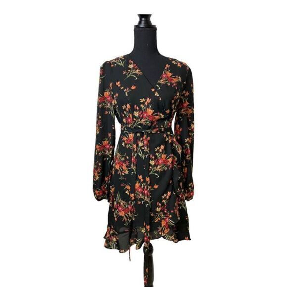 #132 MI MIAMI floral wrap drerss - Picture 1 of 6